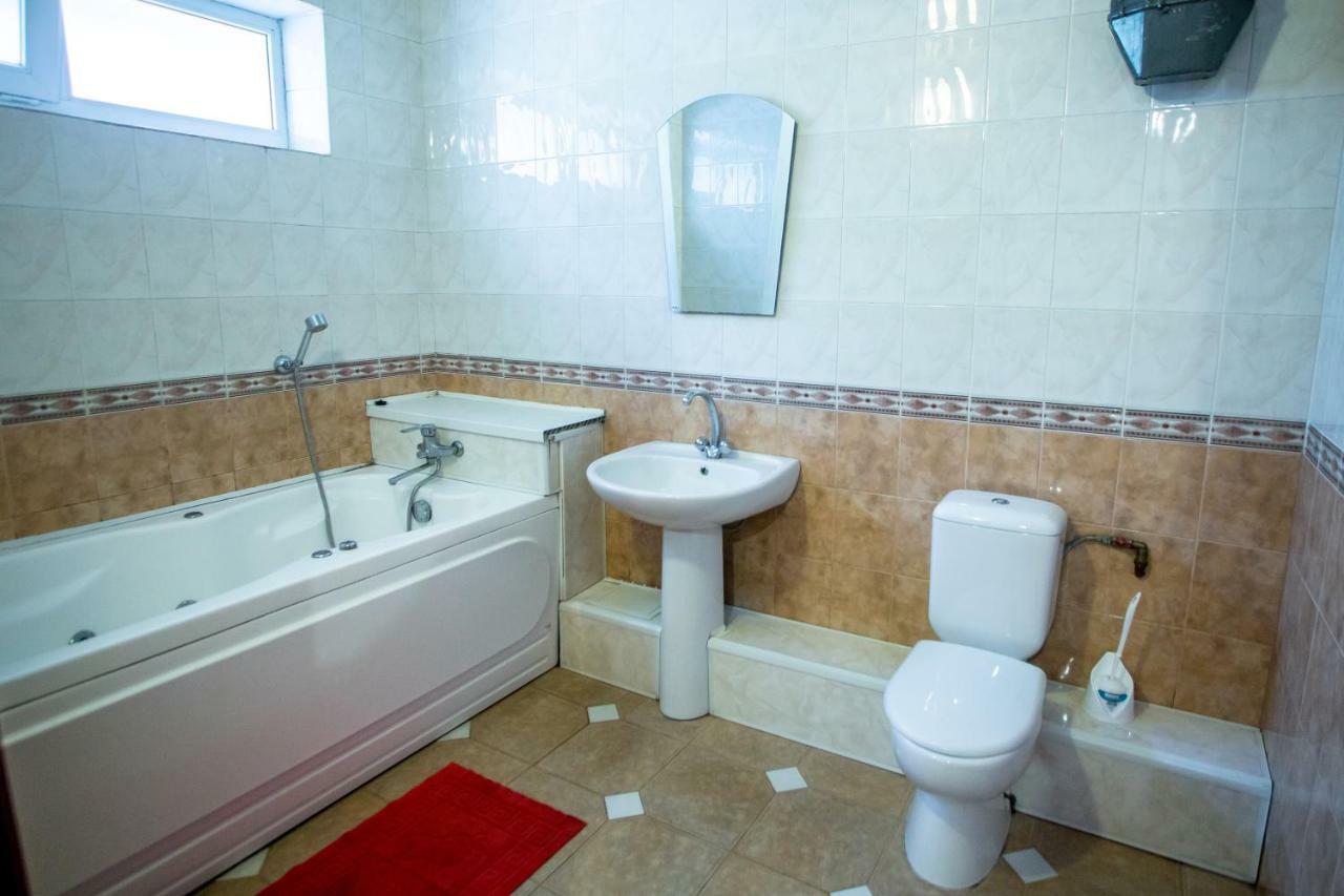 Premium Hotel Izmail Luaran gambar